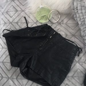SALE !! : FREE PEOPLE High Rise Shorts